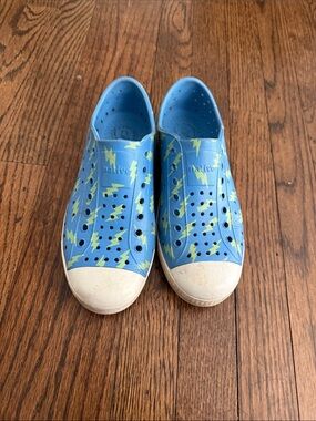 Native Kids Slip-On Water Shoes in Blue with Yellow Lightning